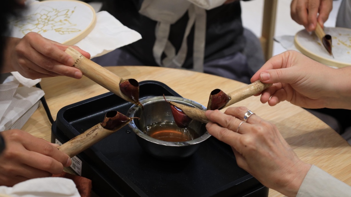 Batik Liem Ping Wie Bagikan Perjalanan Bisnis dari Warisan Keluarga Menjadi Upaya Menjaga Identitas Budaya di World Expo 2025 Osaka