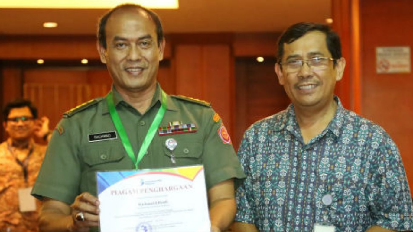 BERITA FOTO: Direktur Hadiat Apresiasi Perwakilan K/L Yang Aktif Dalam Diskusi Prioritas Nasional Revolusi Mental
