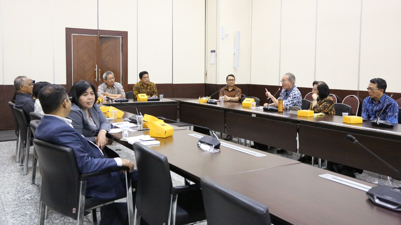 Berita Foto: Rapat Pleno Forum Masyarakat Statistik (FMS) 2017-2018 Ke-1