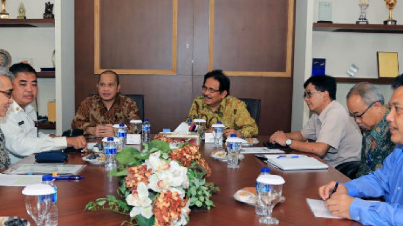 BERITA FOTO: Serba-Serbi Listrik: Penyebaran, Pembangkit, dan Potensi Nuklir