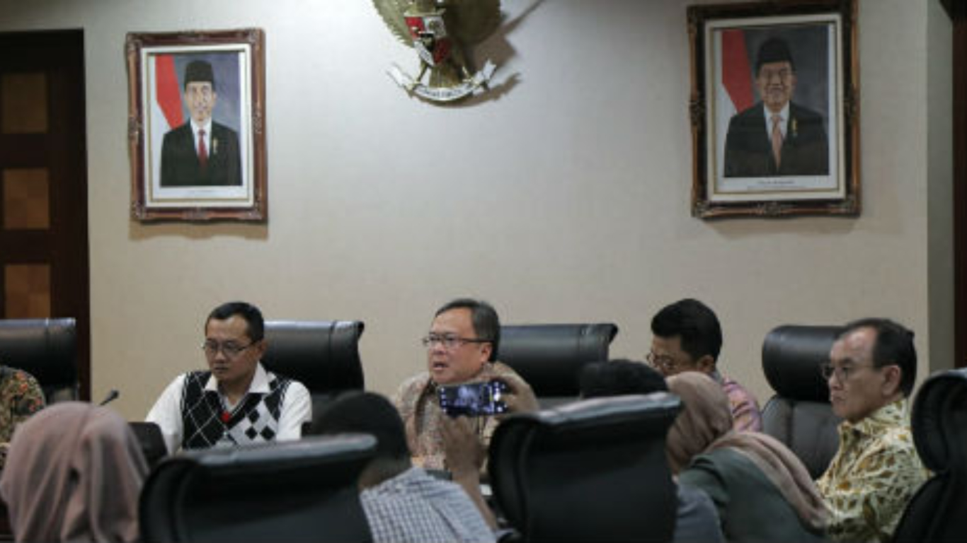 Diskusi Media Di Istana: Menteri Bambang Sampaikan Timeline Pemindahan Ibu Kota Negara Hingga 2024