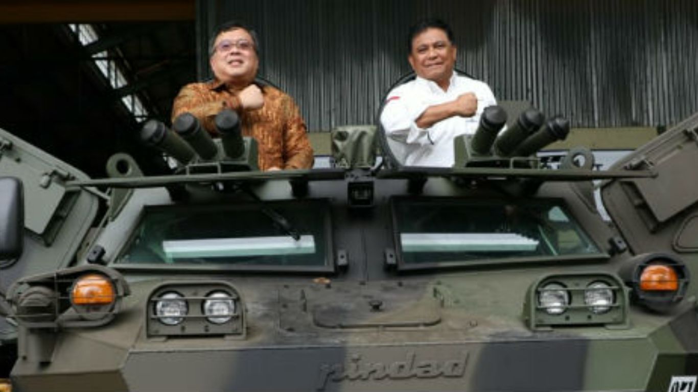 Kunker Menteri Bambang Brodjonegoro ke PT Pindad