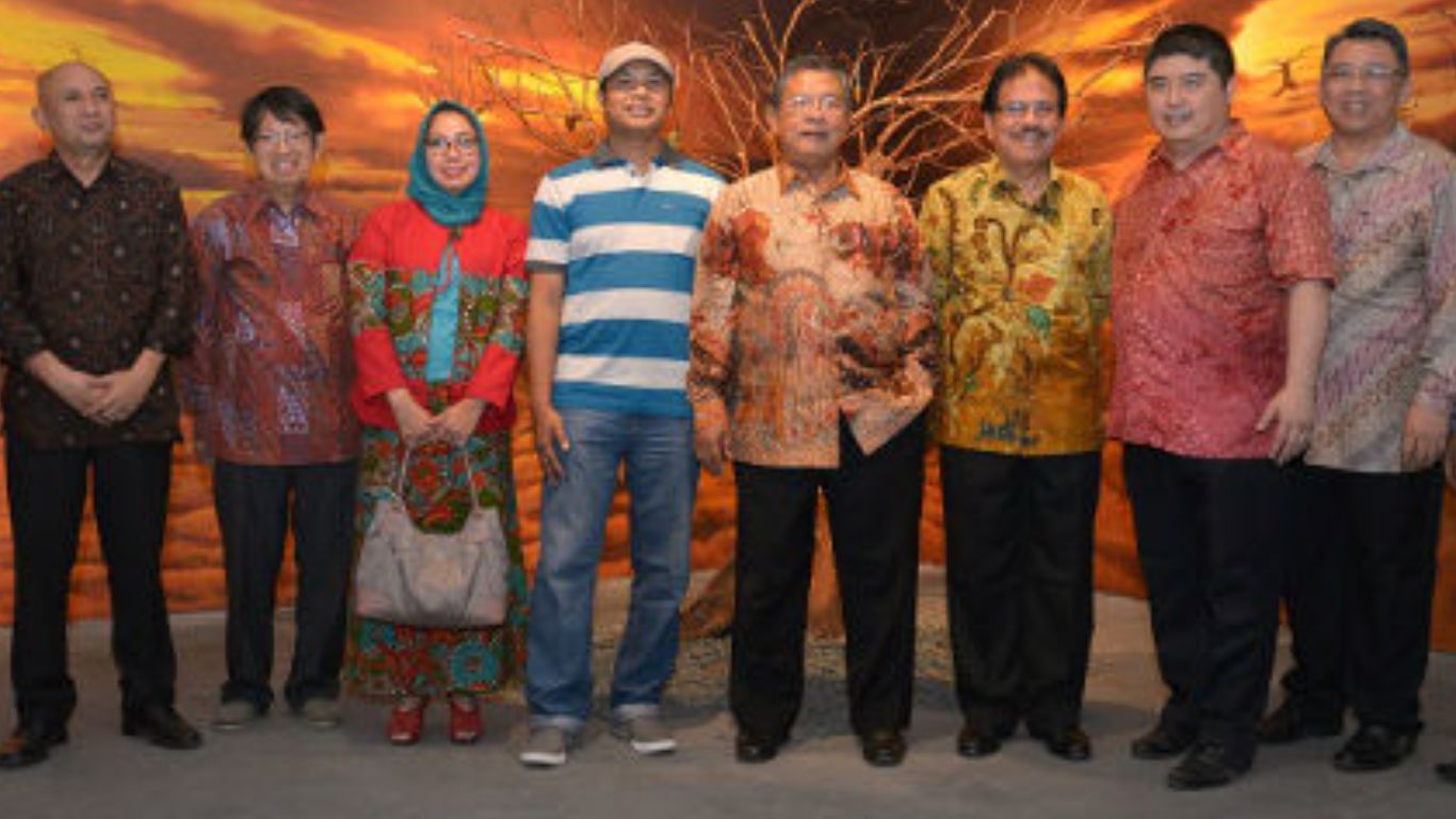 Menteri PPN/Kepala Bappenas Sofyan Djalil Menghadiri Pameran Fotografi dan Seni Mencegah Bara