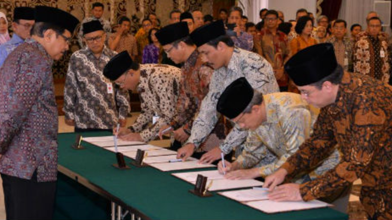 Menteri Sofyan Pimpin Pelantikan Lima Pejabat Baru Kementerian PPN/Bappenas