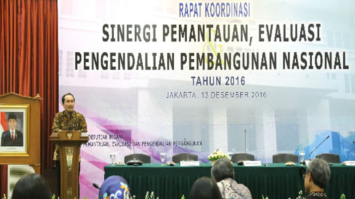 Rakor Sinergi Pemantauan, Evaluasi, Pengendalian Pembangunan Nasional dan Penganugerahan e-Monev Awards 2016