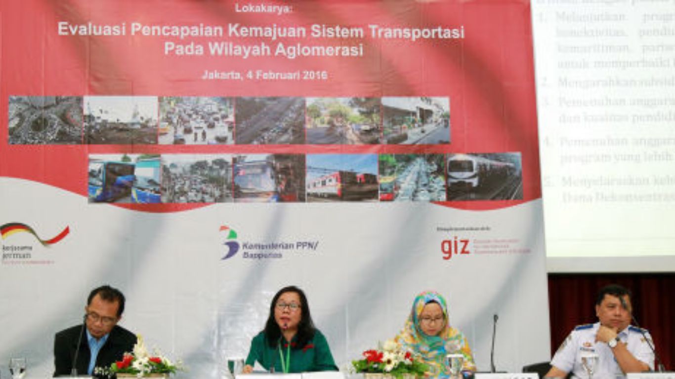 Sistem Transportasi Wilayah Aglomerasi Perlu Diperkuat
