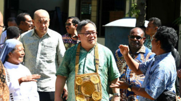 Gandeng Swasta untuk Pembangunan Inklusif, Menteri Bambang Resmikan Sekolah Terintegrasi Berpola Asrama di Nabire