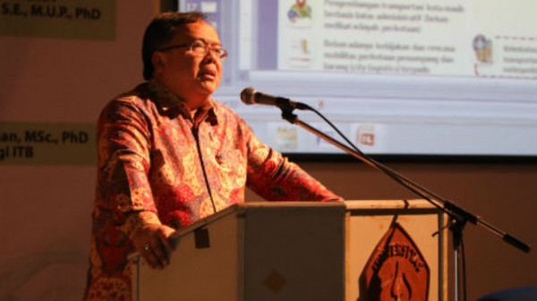 Menteri Bambang Beri Arahan Pengelolaan 10 Wilayah Metropolitan Indonesia
