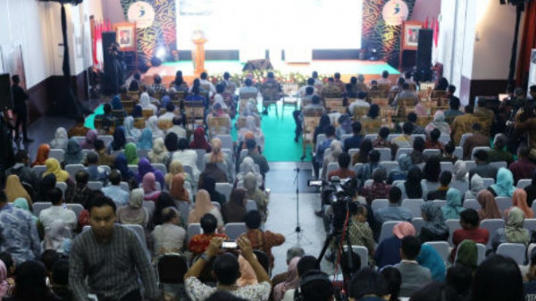 Menteri Bambang Berikan Catatan Ekonomi Indonesia dari Masa Ke Masa dalam Ministerial Lecture