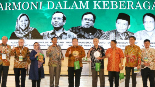 Menteri Bambang Dorong Penguatan Koperasi dan Gotong Royong sebagai Modal Sosial