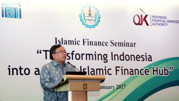Menteri Bambang Paparkan Masterplan Arsitektur Keuangan Syariah Indonesia Dalam Seminar IDB-OJK