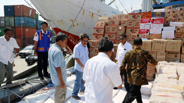 Menteri PPN/Kepala Bappenas Kunjungi Pelabuhan Rakyat Sunda Kelapa