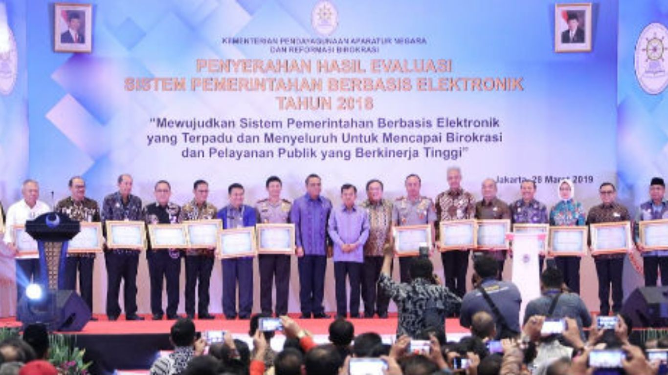Tingkatkan Pelayanan Publik, Menteri Bambang Dukung Percepatan Pelaksanaan SPBE